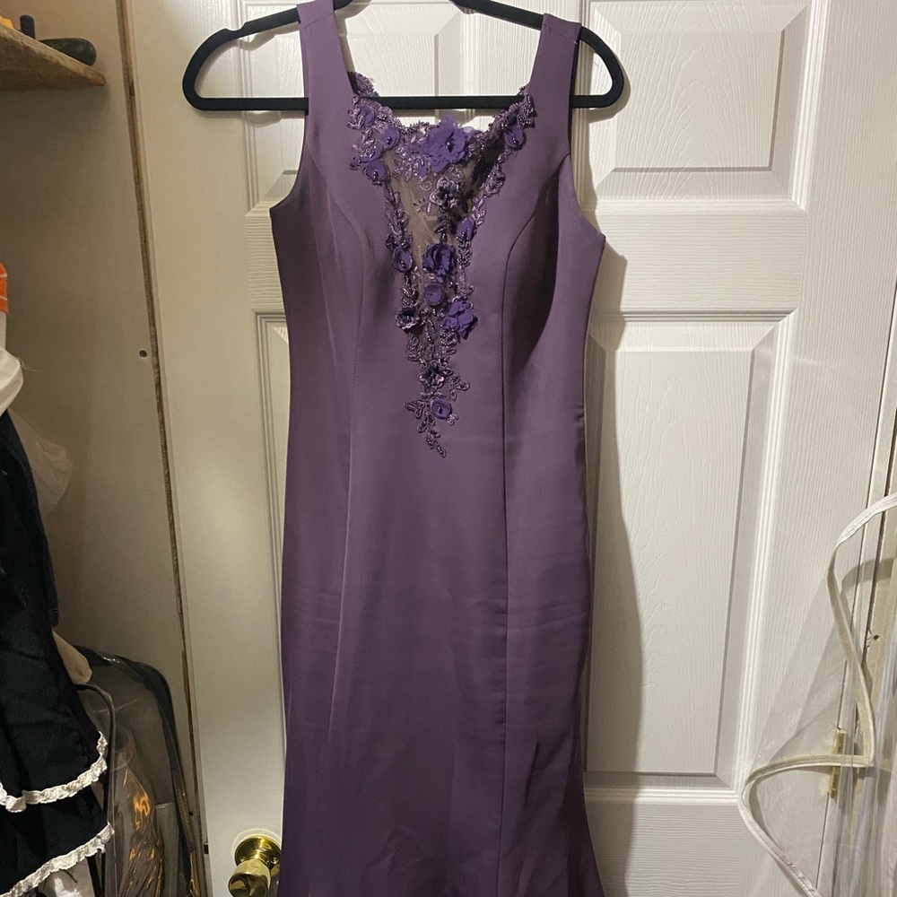 Size 4 purple gown.
